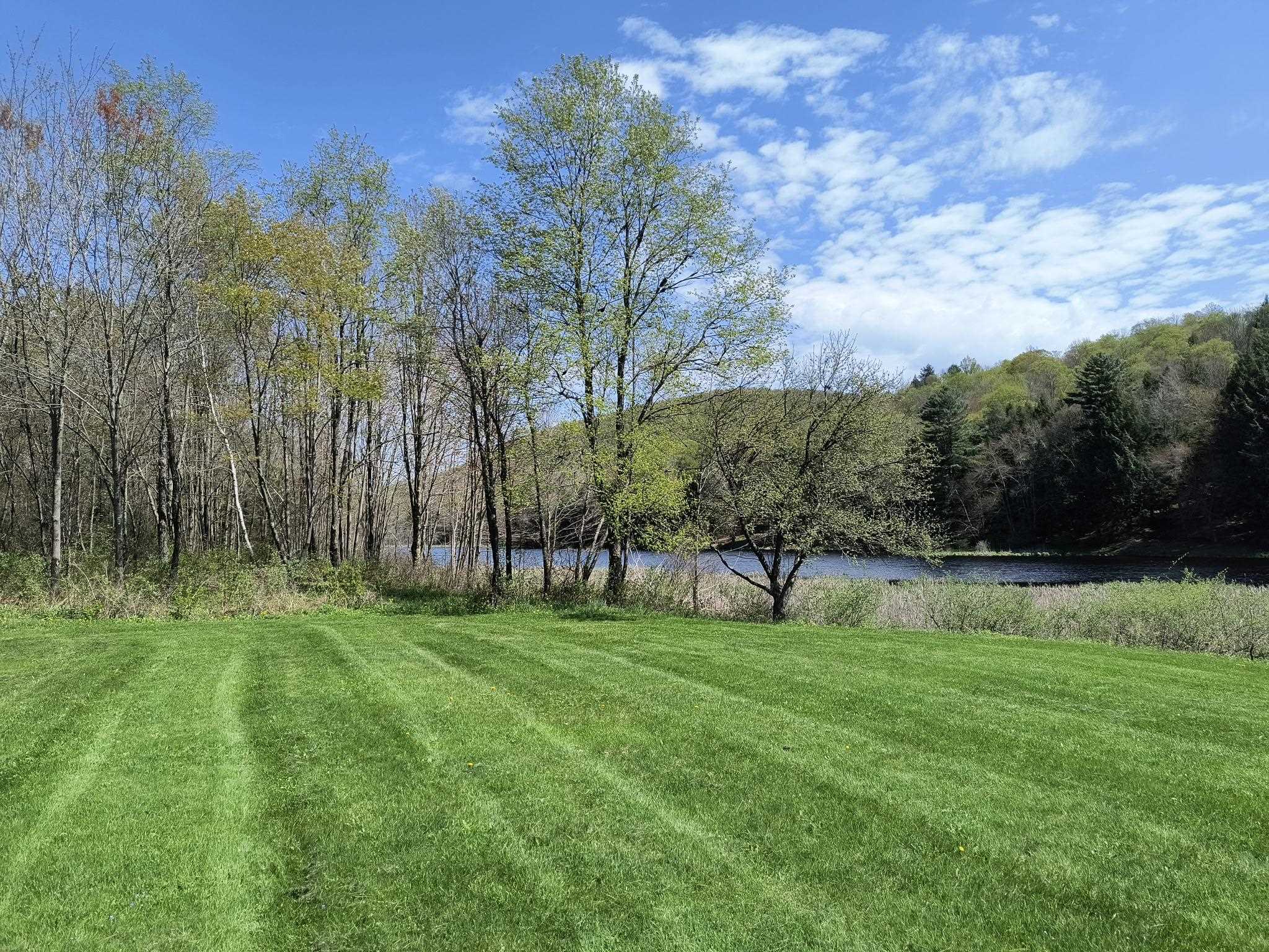 686 Highway 15 Underhill, VT 05489 - Photo 20 of 24