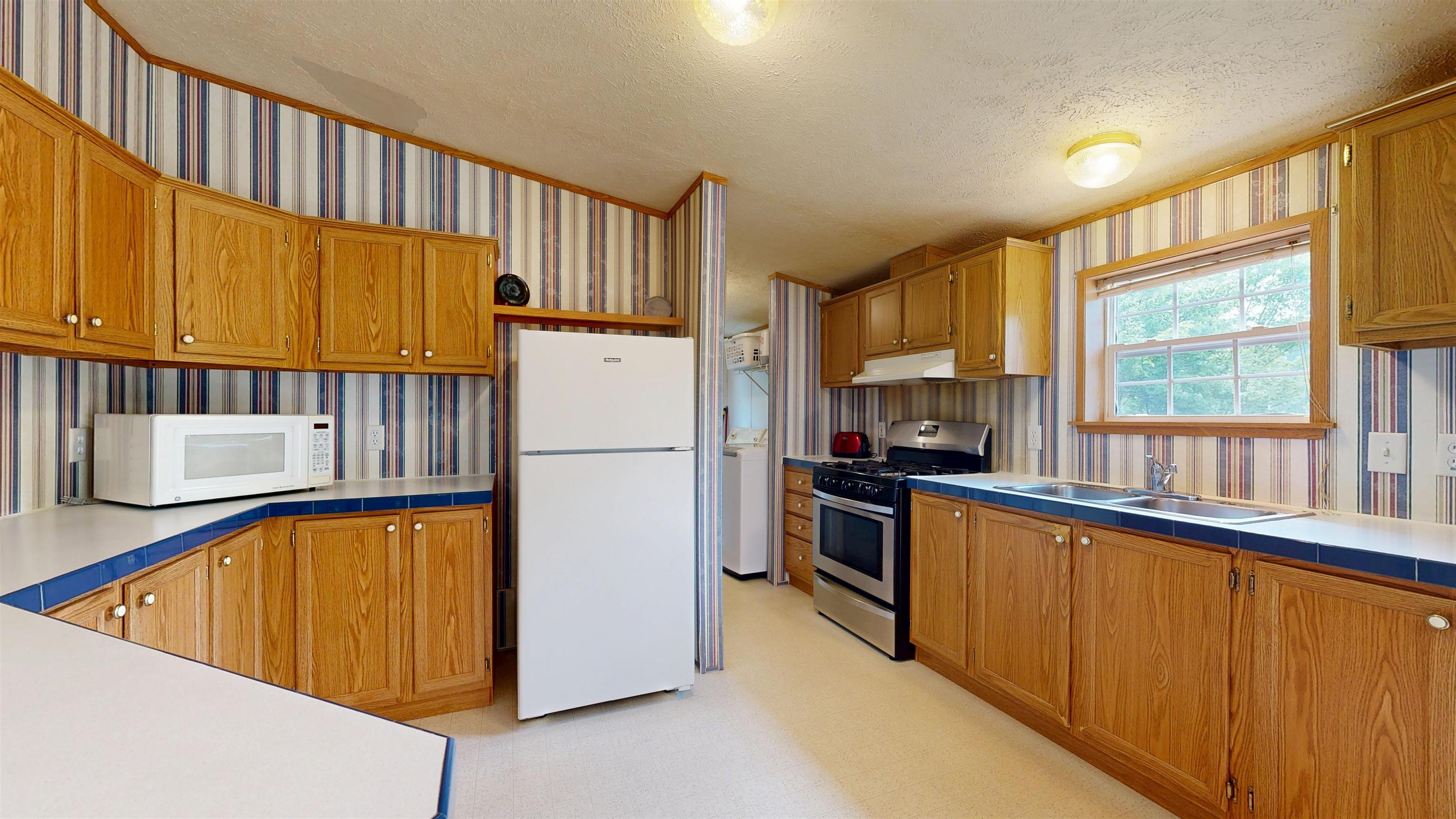 686 Highway 15 Underhill, VT 05489 - Photo 8 of 24