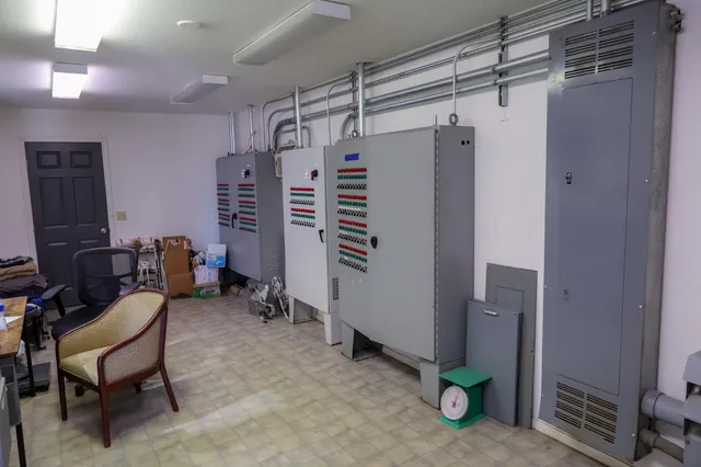a view of a storage & utility room