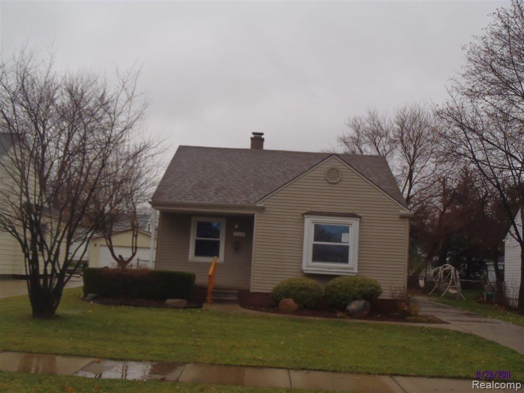 3707 Durham Road Royal Oak, MI 48073 - Photo 1 of 5 11-29-2011_KEN 293.JPG