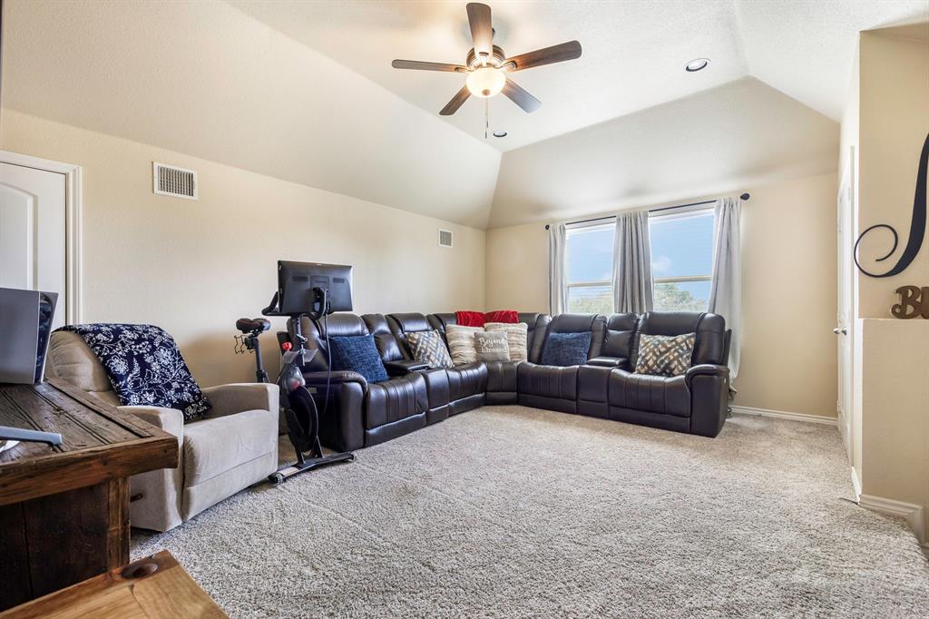 103 Brandy Lane Stephenville, TX 76401 - Photo 17 of 37 a living room with furniture
