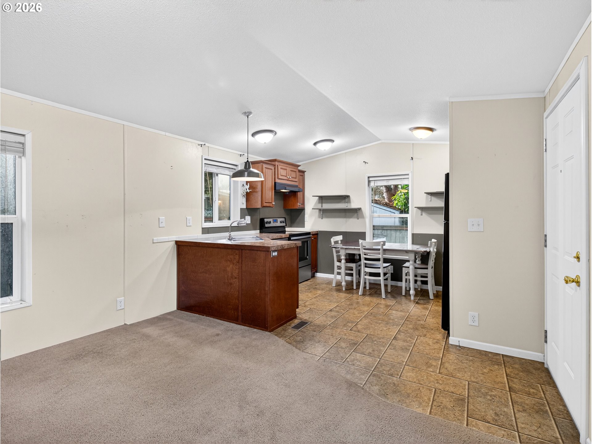 2696 Southeast Palmquist Road Gresham, OR 97080 - Photo 5 of 16