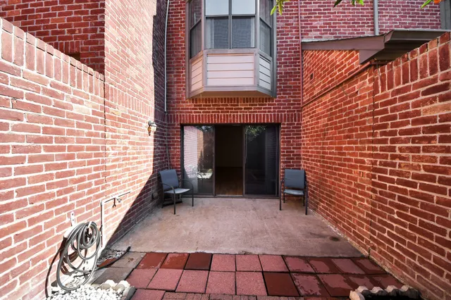 $229,990 | 7447 Cambridge Street, Unit 106, Houston, TX 77054