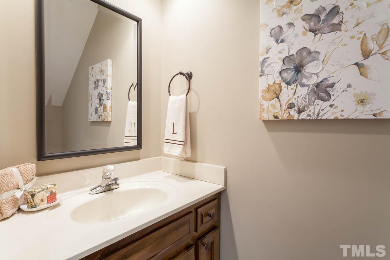 6257 Hampton Ridge Road Raleigh, NC 27603 - Photo 14 of 25 Gallery Image 14
