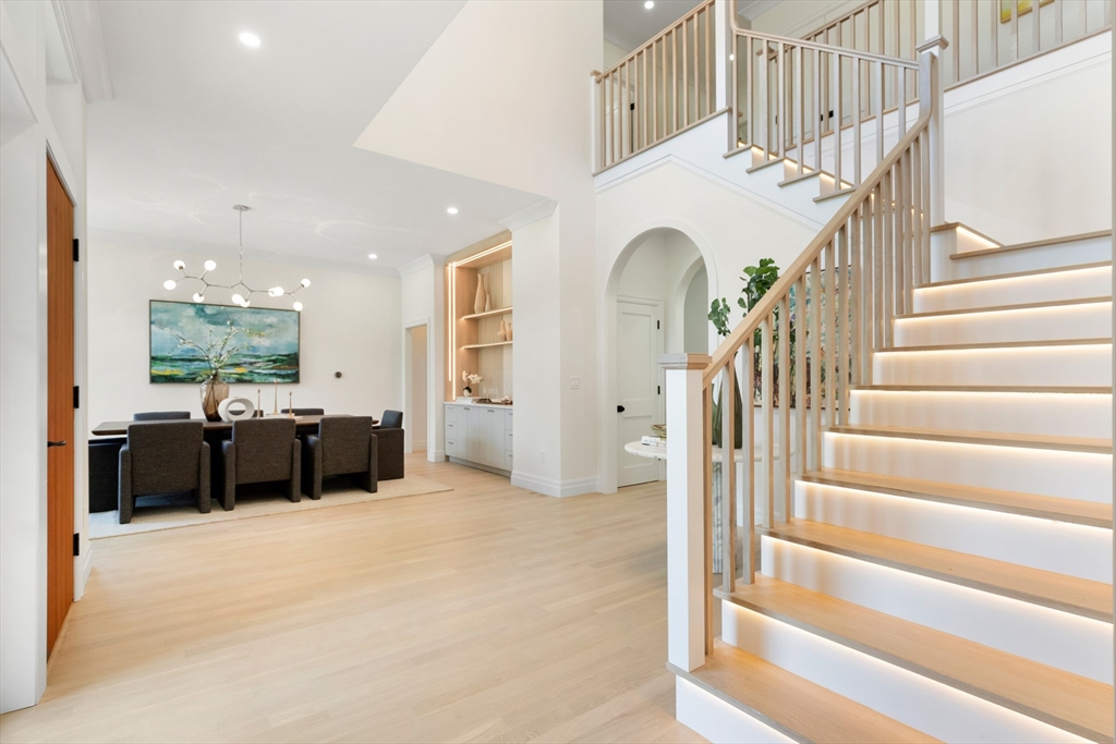 4 Percy Road Lexington, MA 02421 - Photo 5 of 42 Gallery Image 5