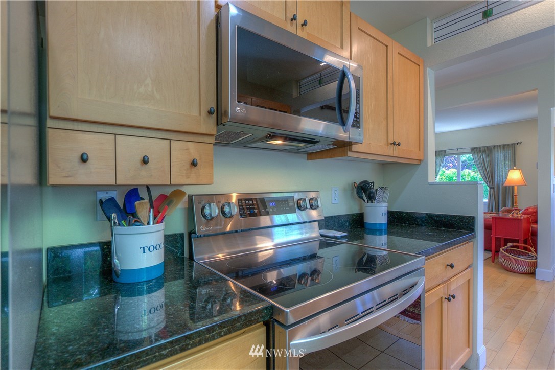 37 Henry Road, Unit I9 Orcas Island, WA 98245 - Photo 12 of 33 Gallery Image 12