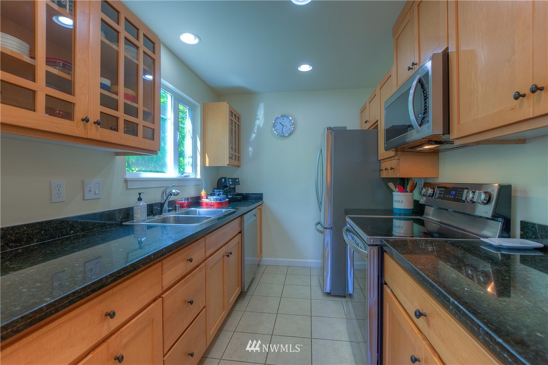 37 Henry Road, Unit I9 Orcas Island, WA 98245 - Photo 10 of 33 Gallery Image 10