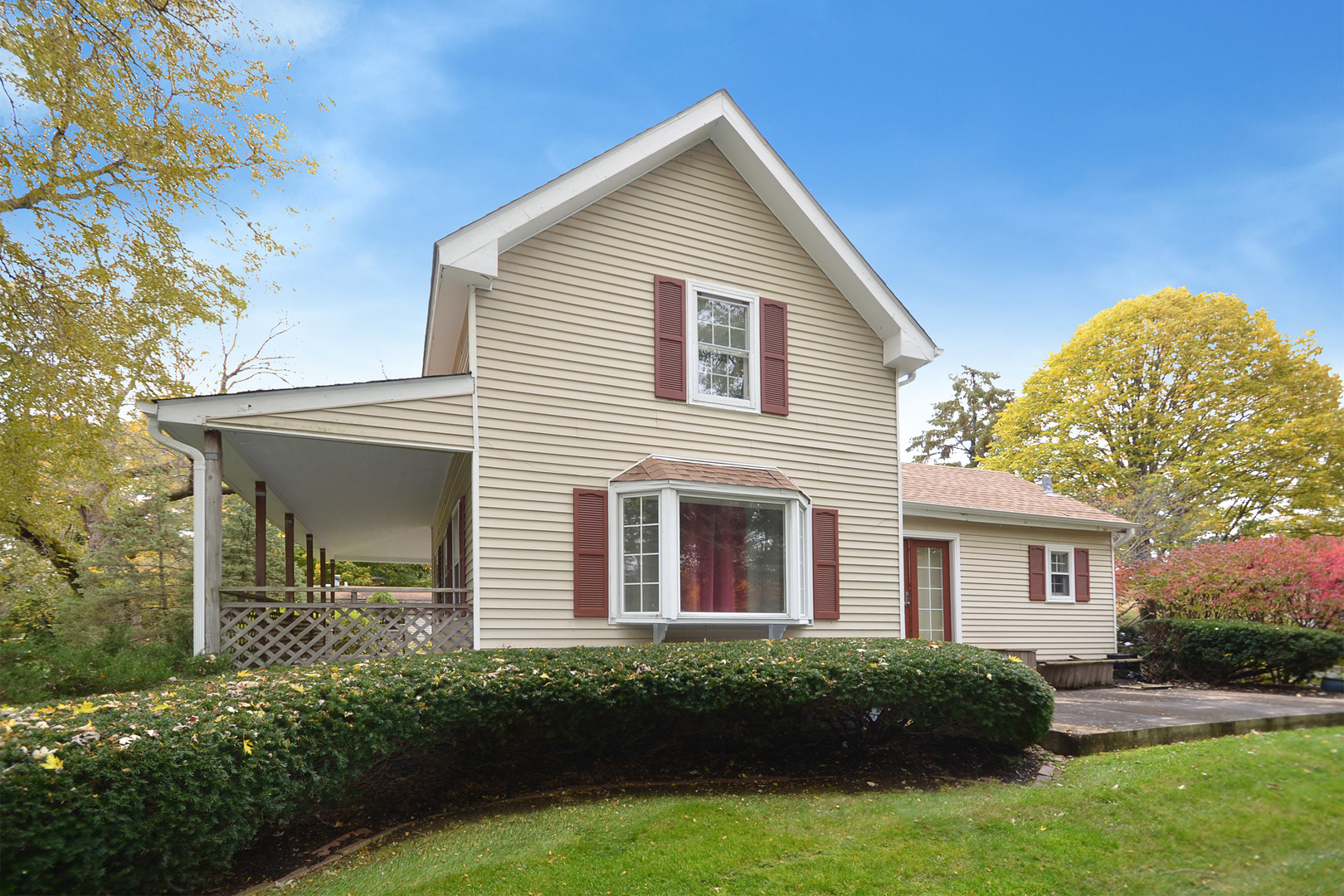 1940 Palatine Road Inverness, IL 60067 - Photo 1 of 7