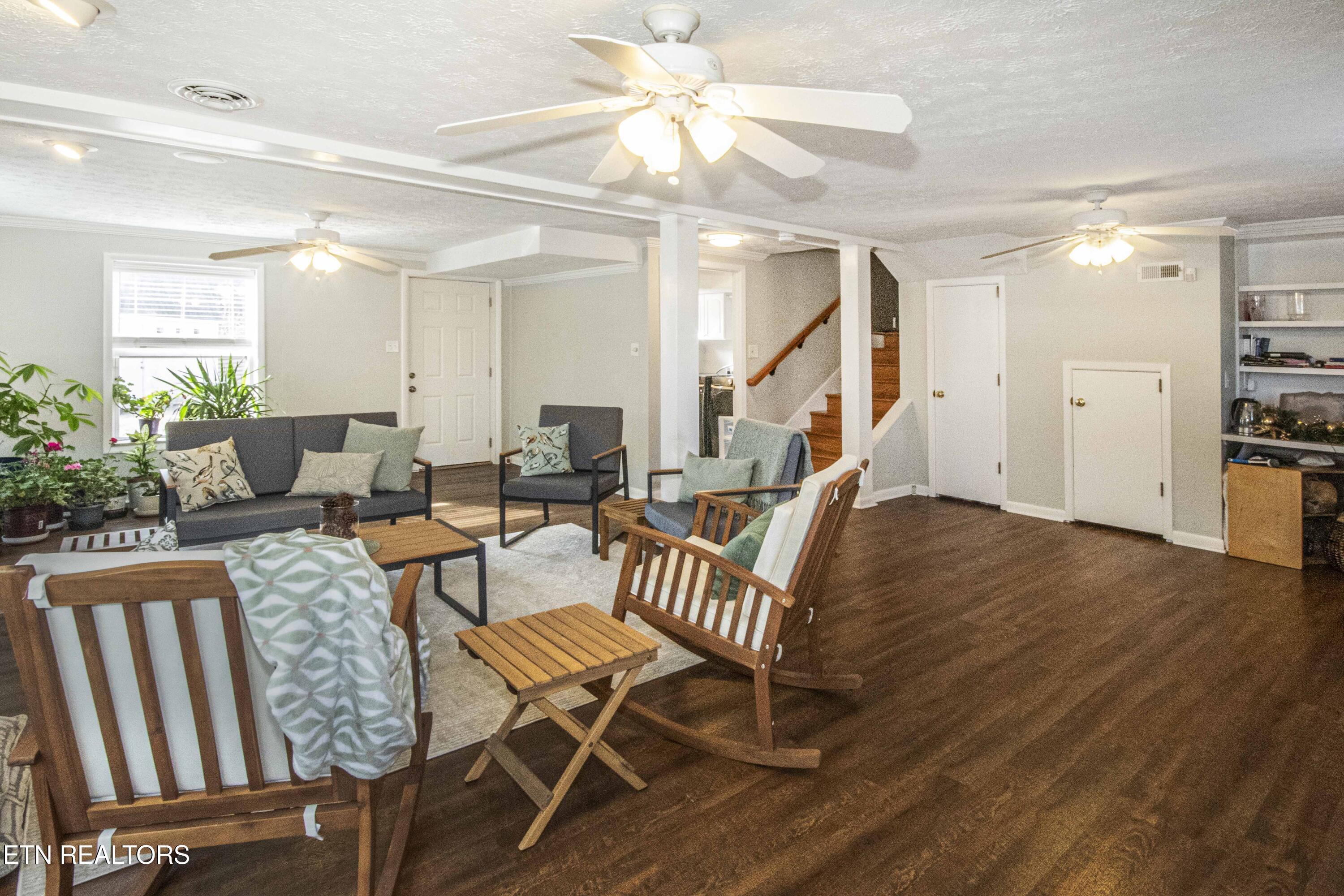 117 Gayle Road Southwest Knoxville, TN 37922 - Photo 32 of 40 V19A7222