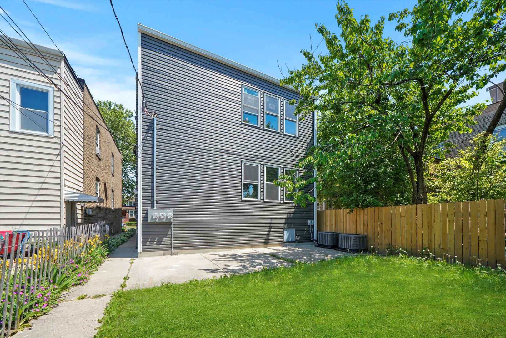 2906 North Harding Avenue Chicago, IL 60618 - Photo 4 of 29 a view of back yard of the house