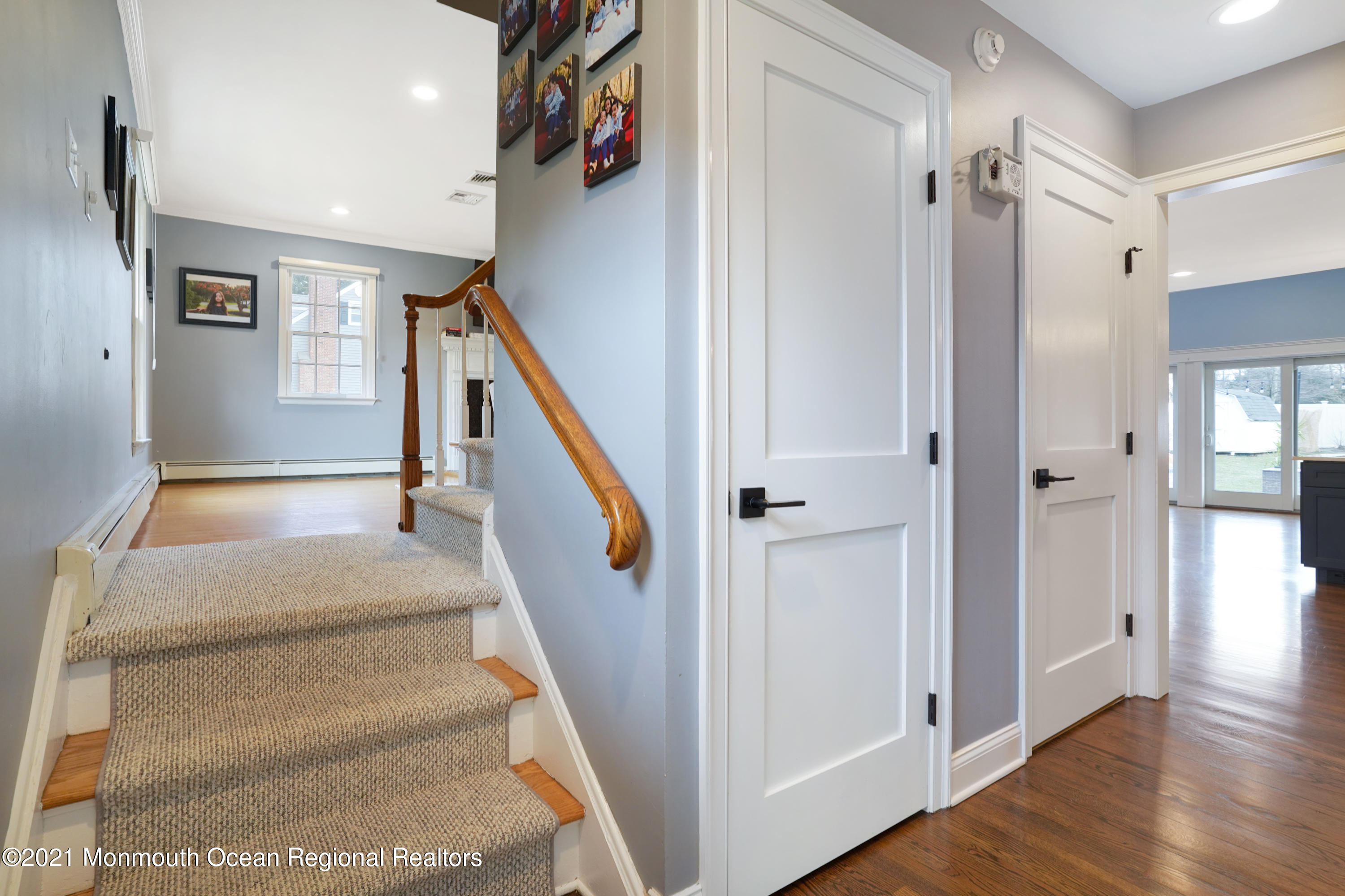 30 Cardinal Road Middletown, NJ 07748 - Photo 17 of 39 VMD_020