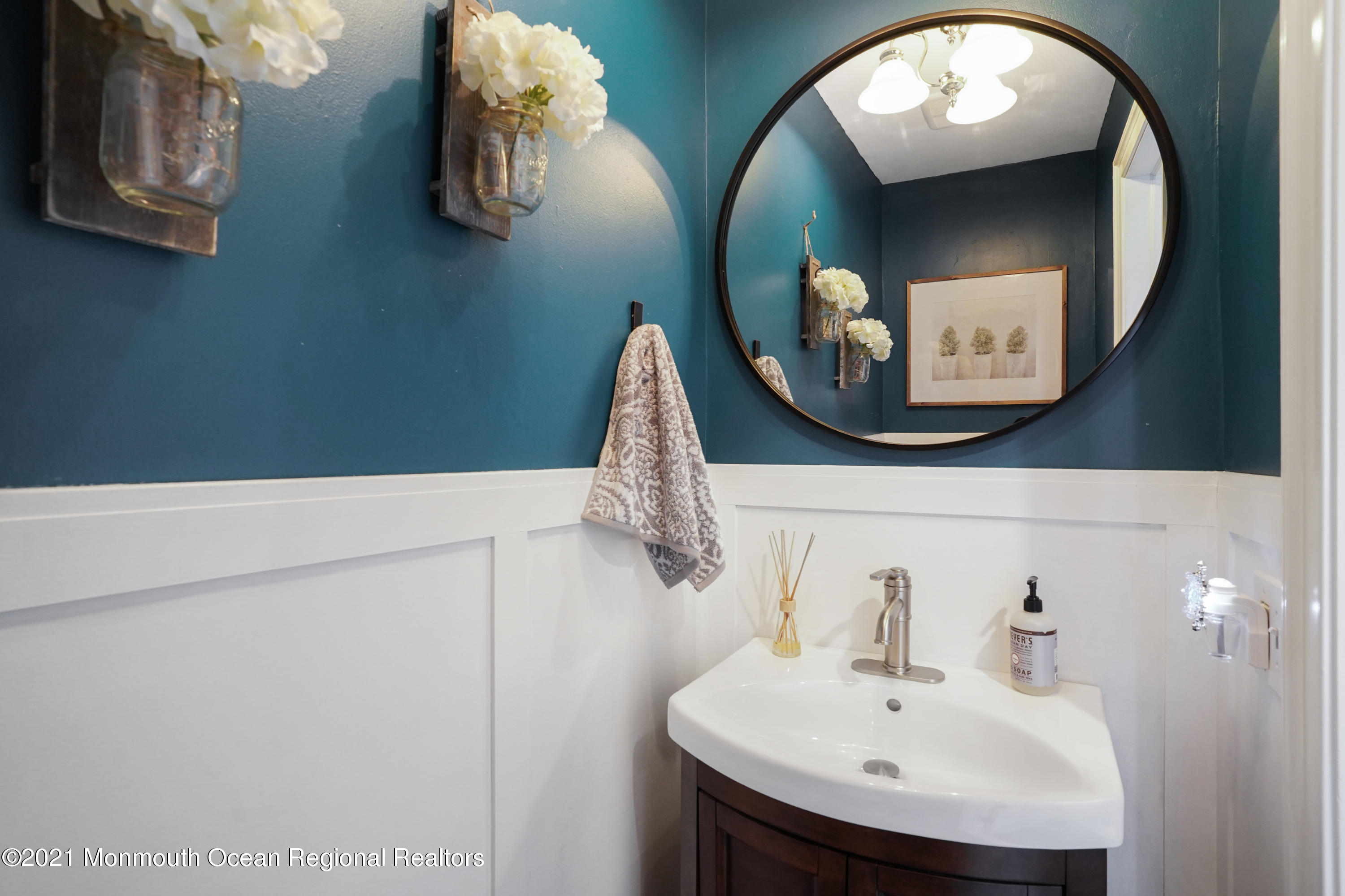 30 Cardinal Road Middletown, NJ 07748 - Photo 18 of 39 VMD_035