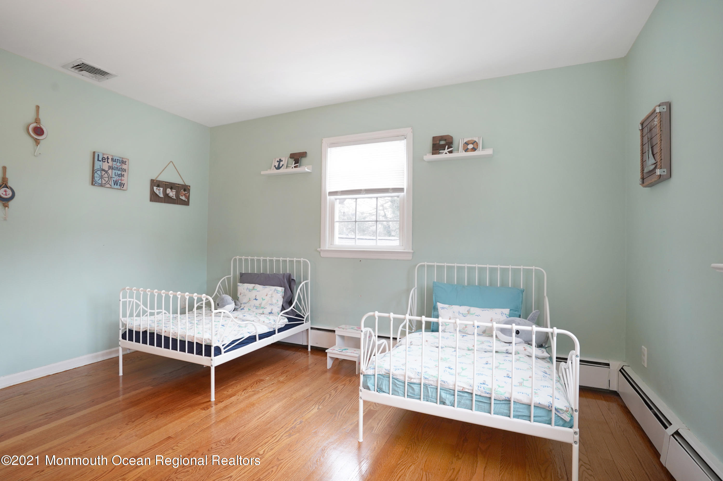 30 Cardinal Road Middletown, NJ 07748 - Photo 27 of 39 VMD_040