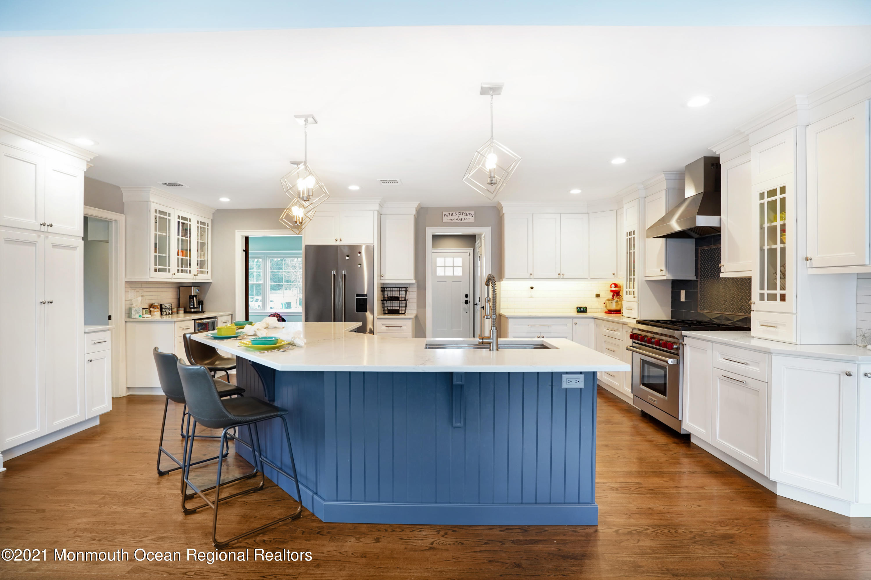 30 Cardinal Road Middletown, NJ 07748 - Photo 7 of 39 VMD_024