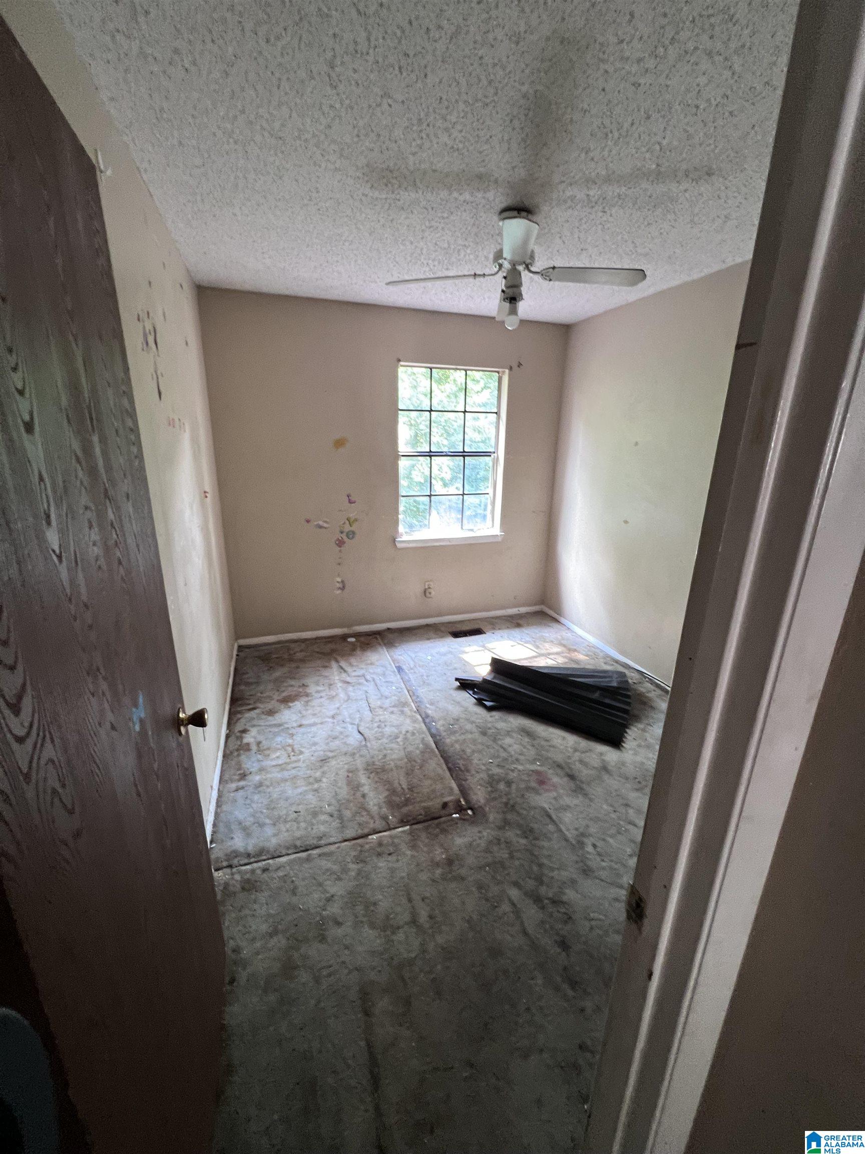 1904 Springlake Court Birmingham, AL 35215 - Photo 11 of 12