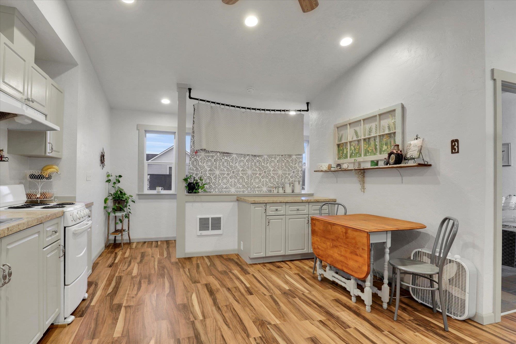 524 North Long Road Spokane Valley, WA 99016 - Photo 20 of 32