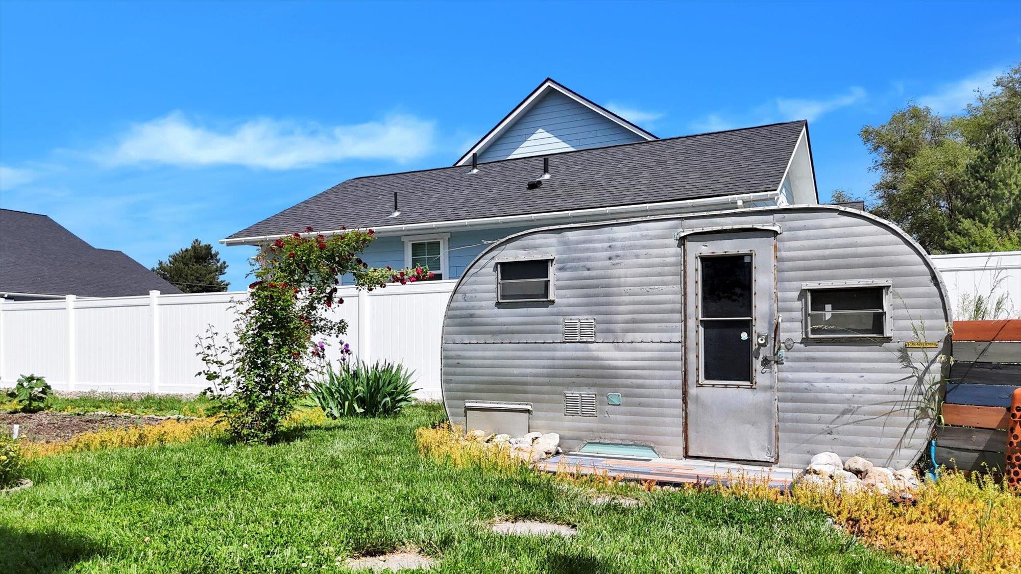 524 North Long Road Spokane Valley, WA 99016 - Photo 26 of 32