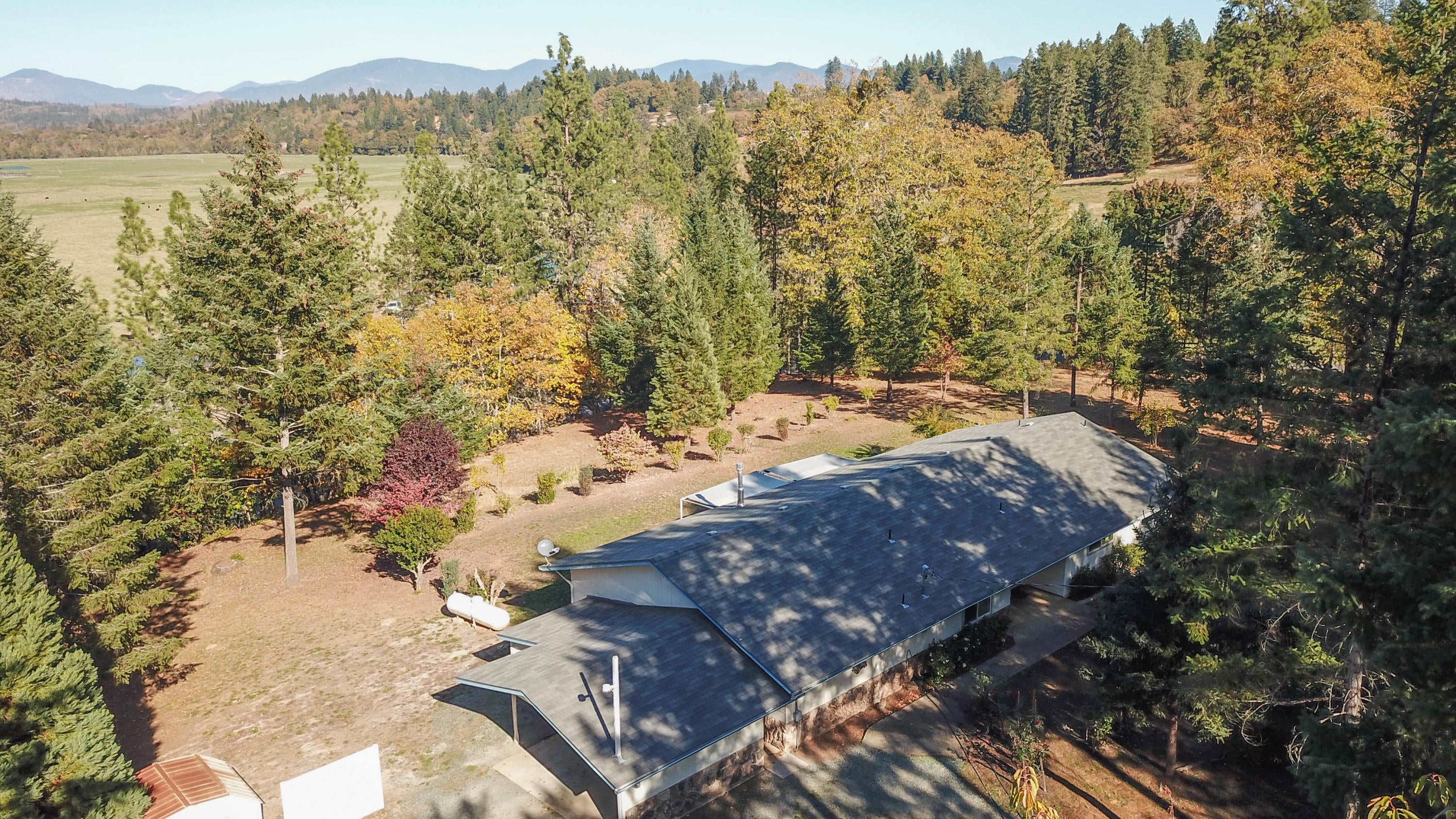 6176 Neill Road Grants Pass, OR 97527 - Photo 38 of 38 Neill Rd-drone-17