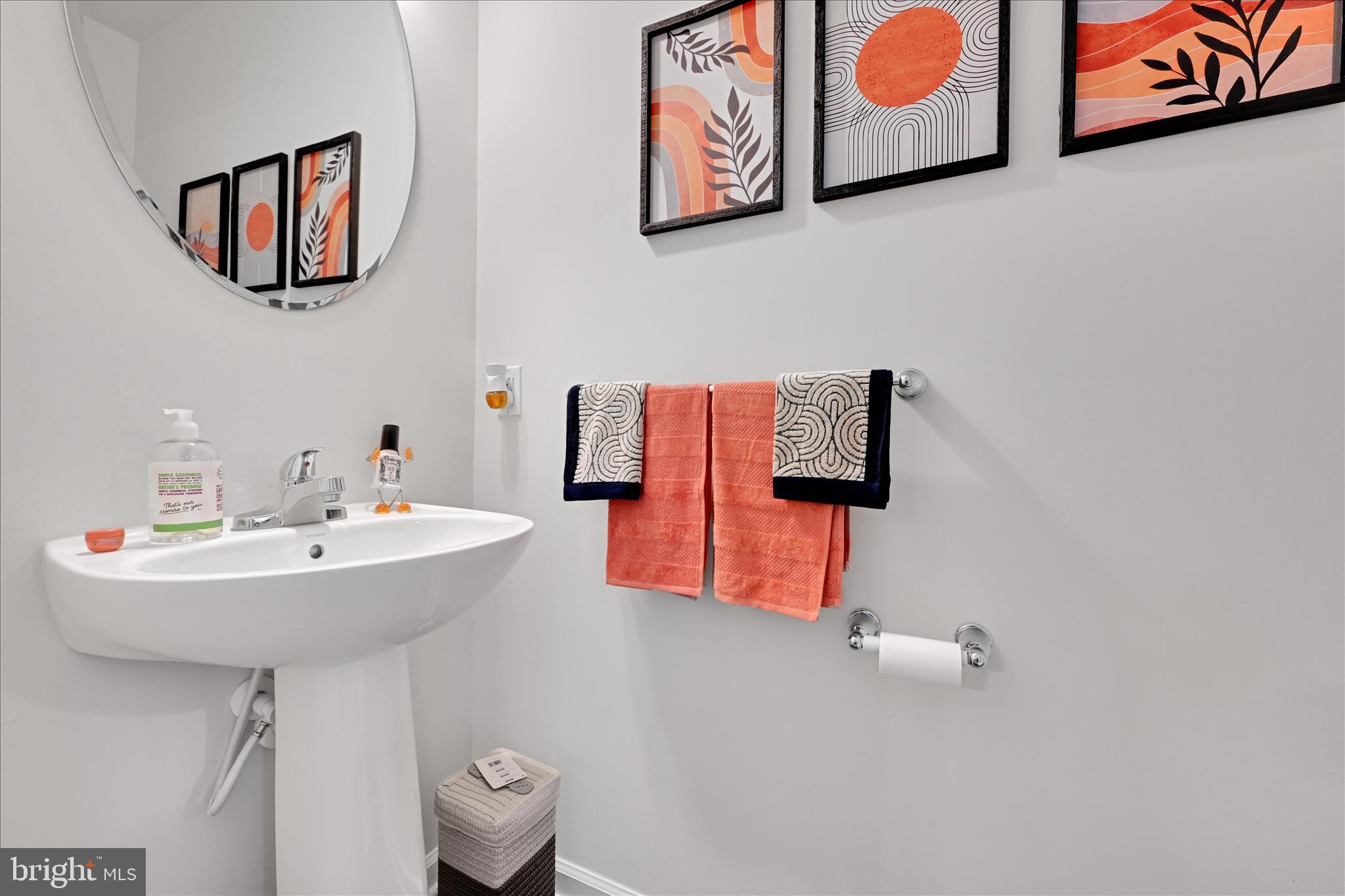 2072 Alex Road Easton, PA 18040 - Photo 16 of 33 1st Floor Powder Room