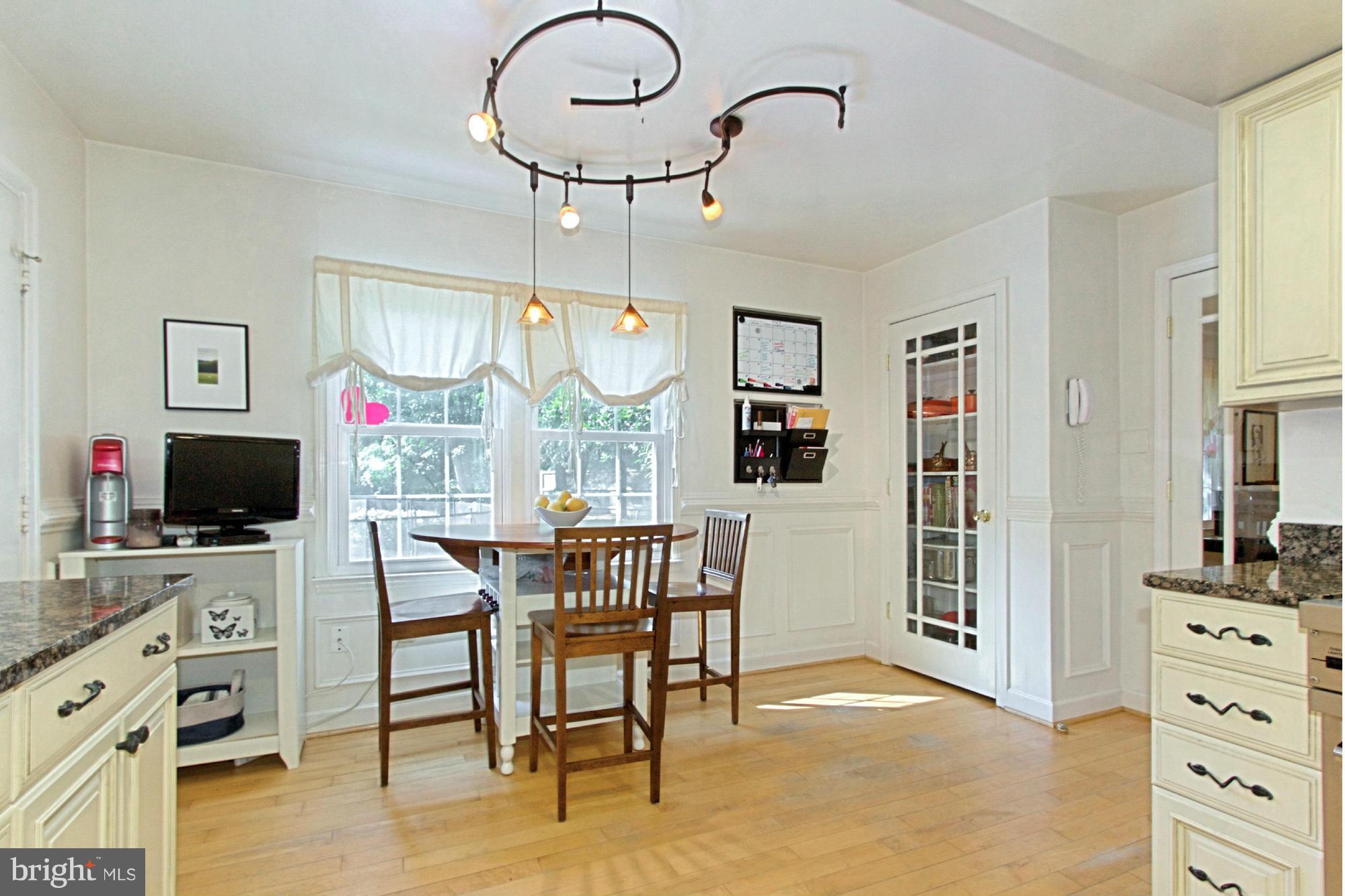 2317 Rosedown Drive Reston, VA 20191 - Photo 6 of 29 Designer Lighting in Stylish Eat-In Kitchen