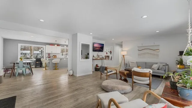 $399,900 | 730 Lee Avenue Southeast, Cokato, MN 55321