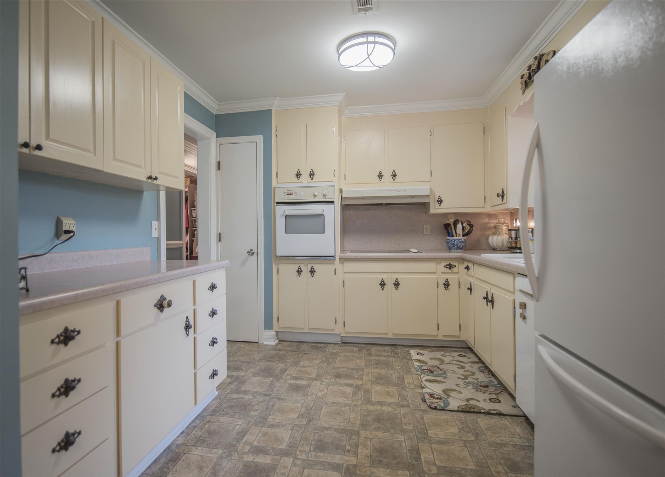 2031 Ransom Drive Murfreesboro, TN 37130 - Photo 6 of 23 Gallery Image 6