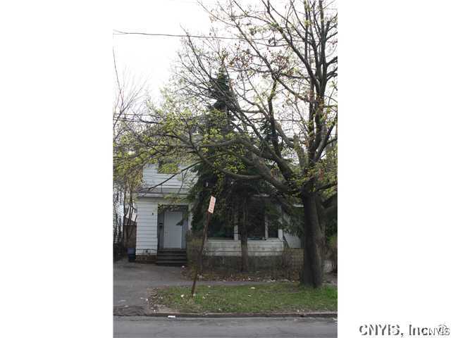 412 Danforth Street Syracuse, NY 13208 - Photo 1 of 1 Exterior Front