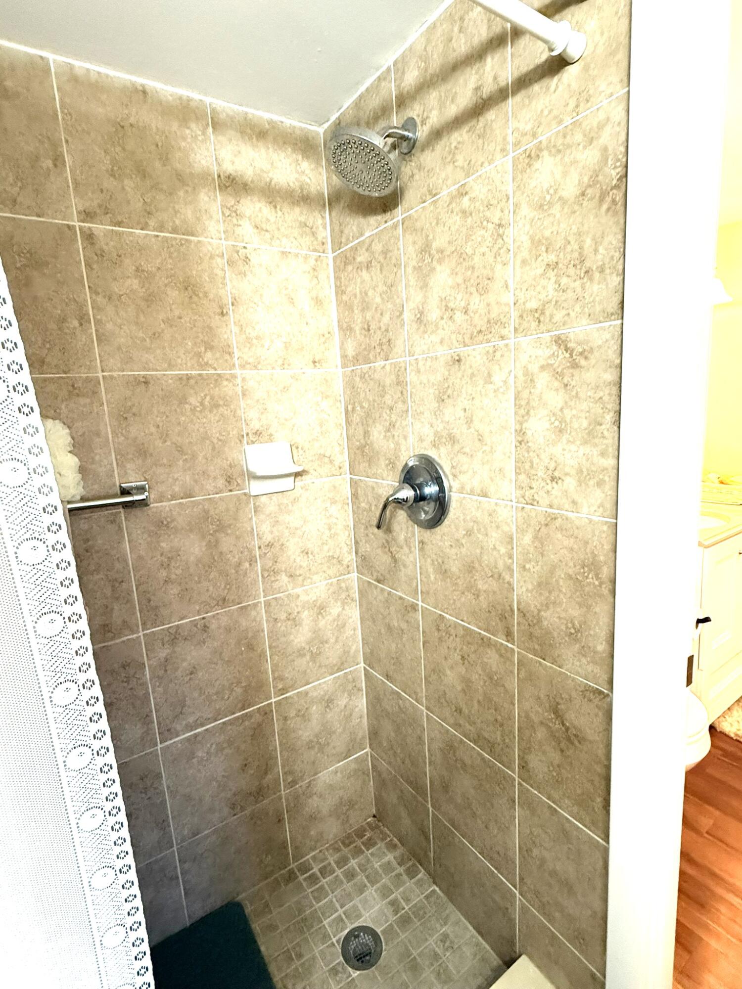 1965 Southwest Palm City Road, Unit 33I Stuart, FL 34994 - Photo 20 of 30 IMG_3899