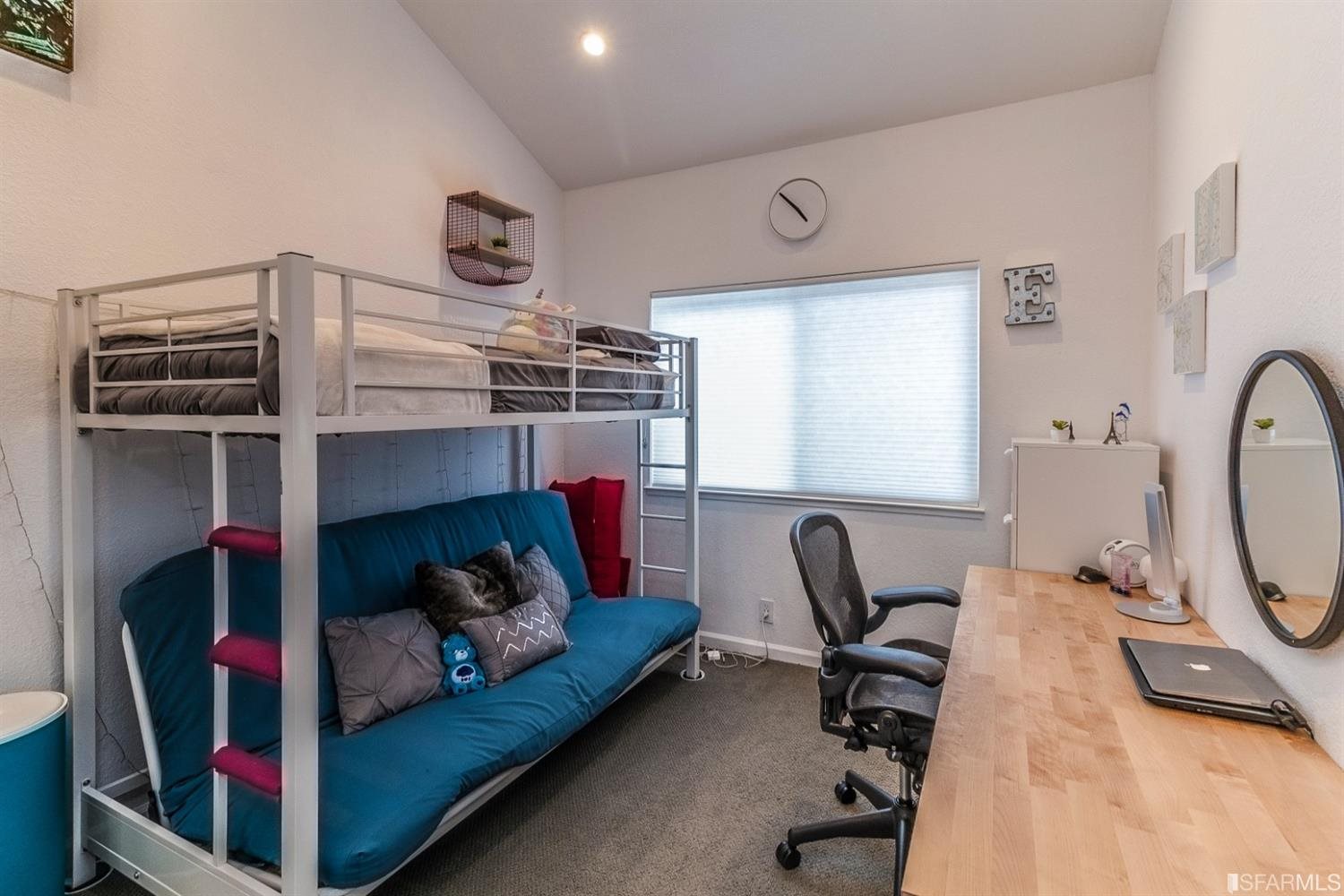 258 Marvilla Circle Pacifica, CA 94044 - Photo 19 of 32