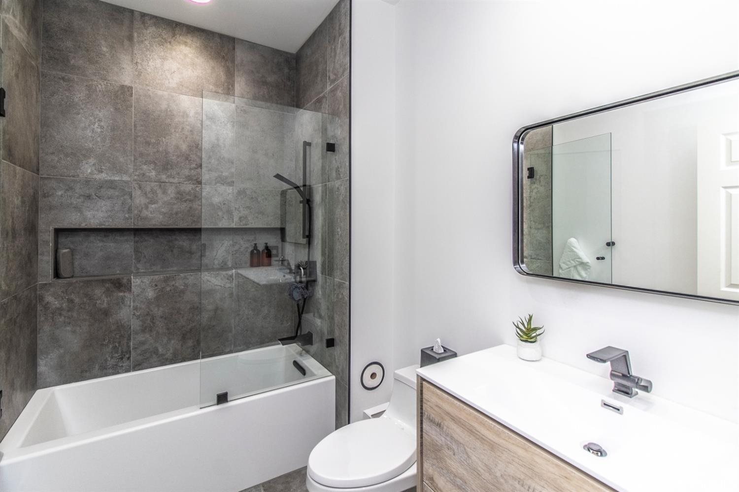 258 Marvilla Circle Pacifica, CA 94044 - Photo 20 of 32