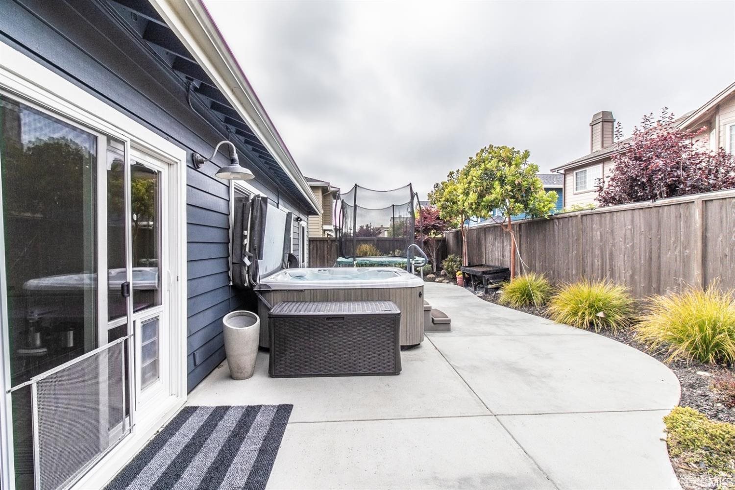 258 Marvilla Circle Pacifica, CA 94044 - Photo 26 of 32