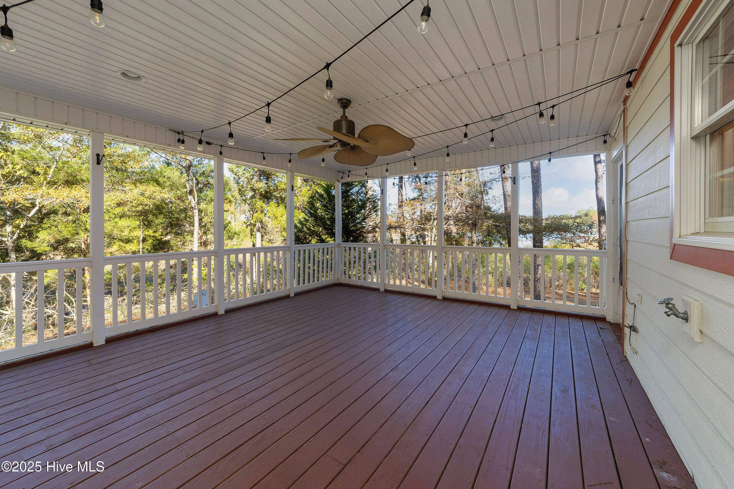 466 Bay Shores Road Merritt, NC 28556 - Photo 22 of 44 Screened Porch