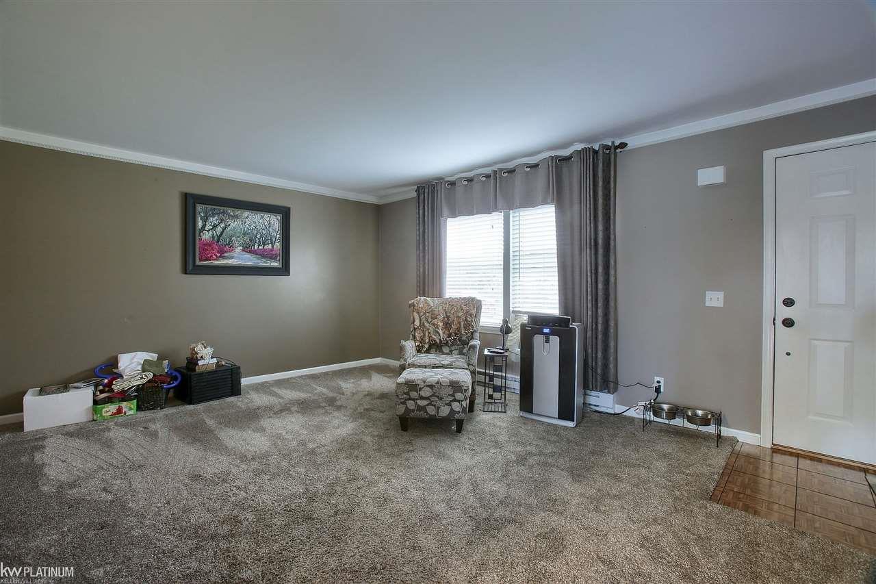 1954 Berville Road Allenton, MI 48002 - Photo 4 of 29 50019285-3.JPG