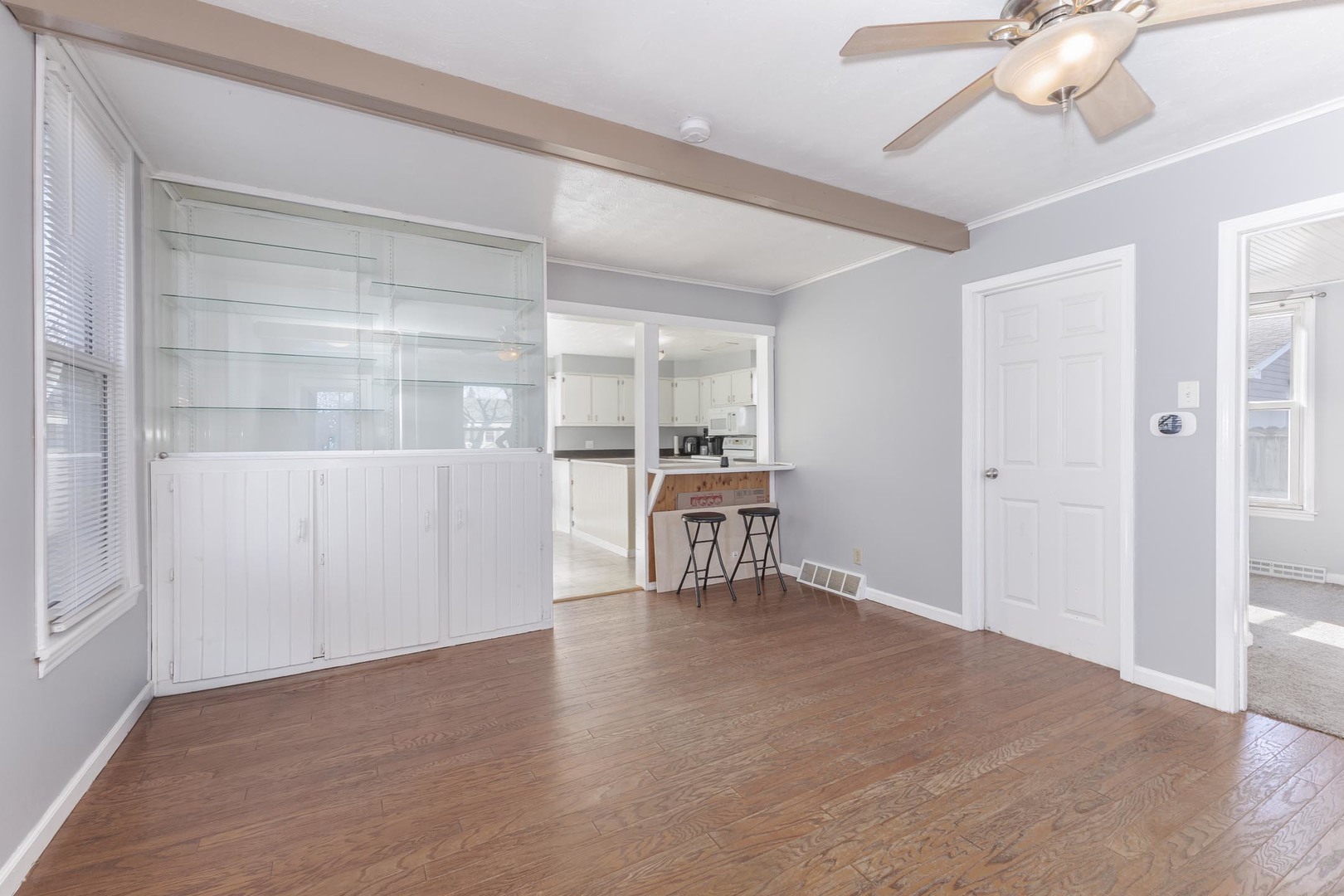 154 West Main Street El Paso, IL 61738 - Photo 5 of 29