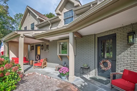 $1,325,000 | 75 St Johns Road, Ridgefield, CT 06877