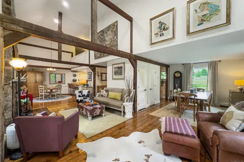 $1,325,000 | 75 St Johns Road, Ridgefield, CT 06877