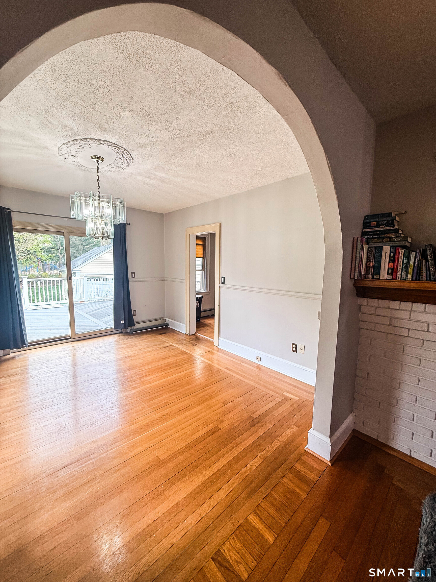 38 Grandview Avenue Hamden, CT 06514 - Photo 18 of 40