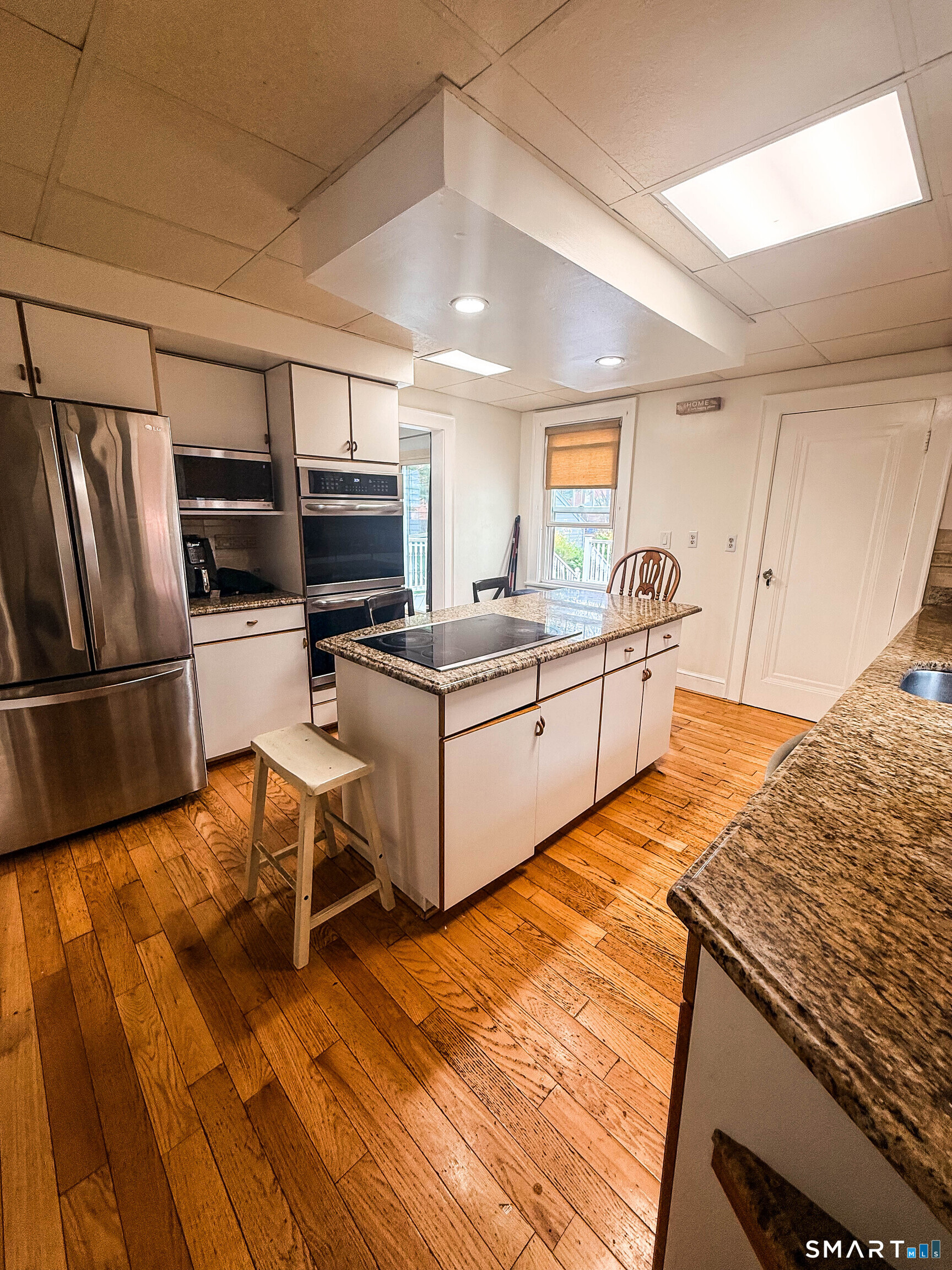 38 Grandview Avenue Hamden, CT 06514 - Photo 25 of 40