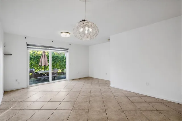 $3,500 | 8108 Prestige Commons Drive, Tamarac, FL 33321