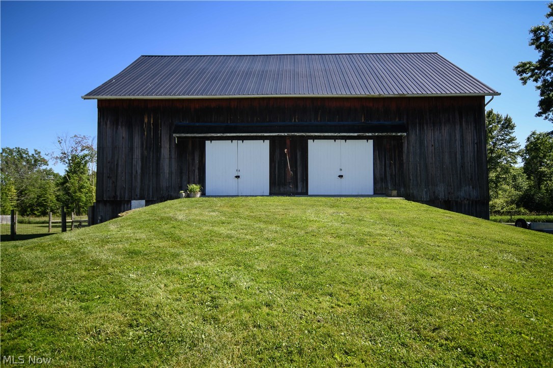 4540 Ridge Road Medina, OH 44256 - Photo 40 of 49 View of barn from the North.