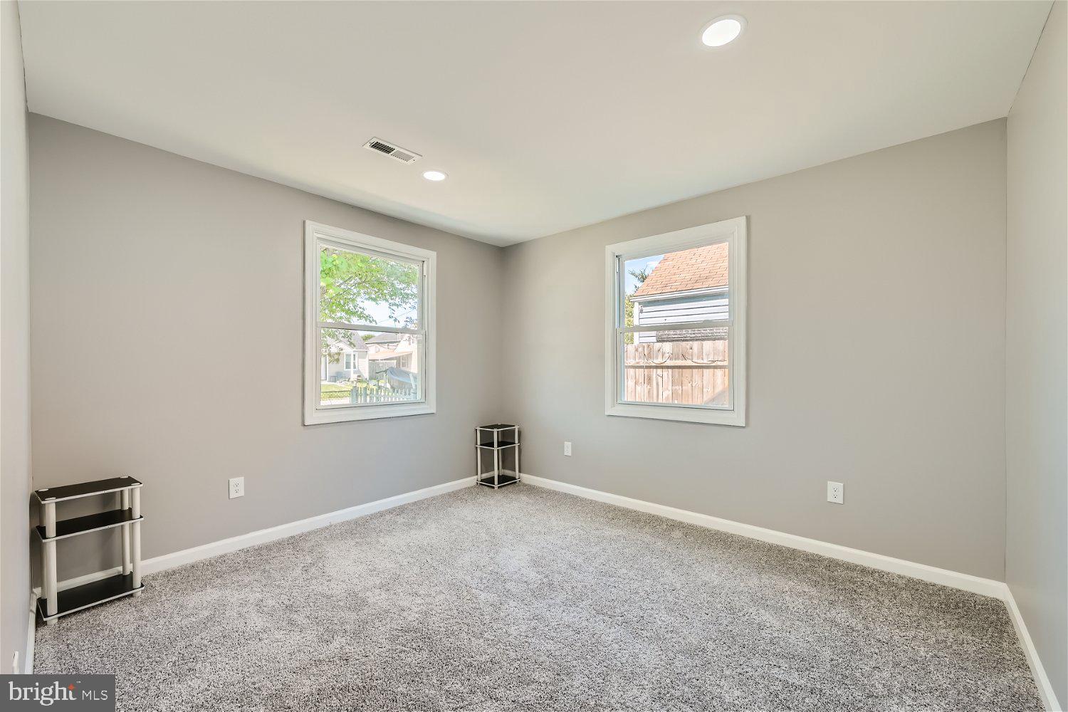 8133 Cornwall Road Dundalk, MD 21222 - Photo 21 of 33