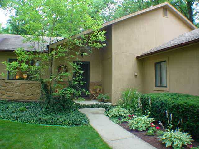 125 Roga Road Reynoldsburg, OH 43068 - Photo 2 of 18 Gallery Image 2