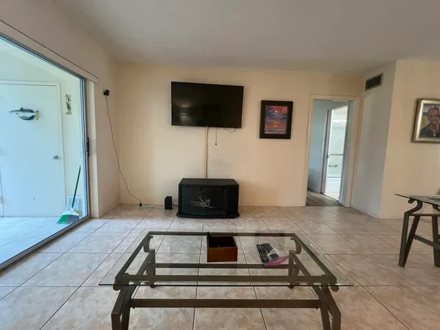 $1,650 | 2700 Southwest 22nd Avenue, Unit 1407, Delray Beach, FL 33445