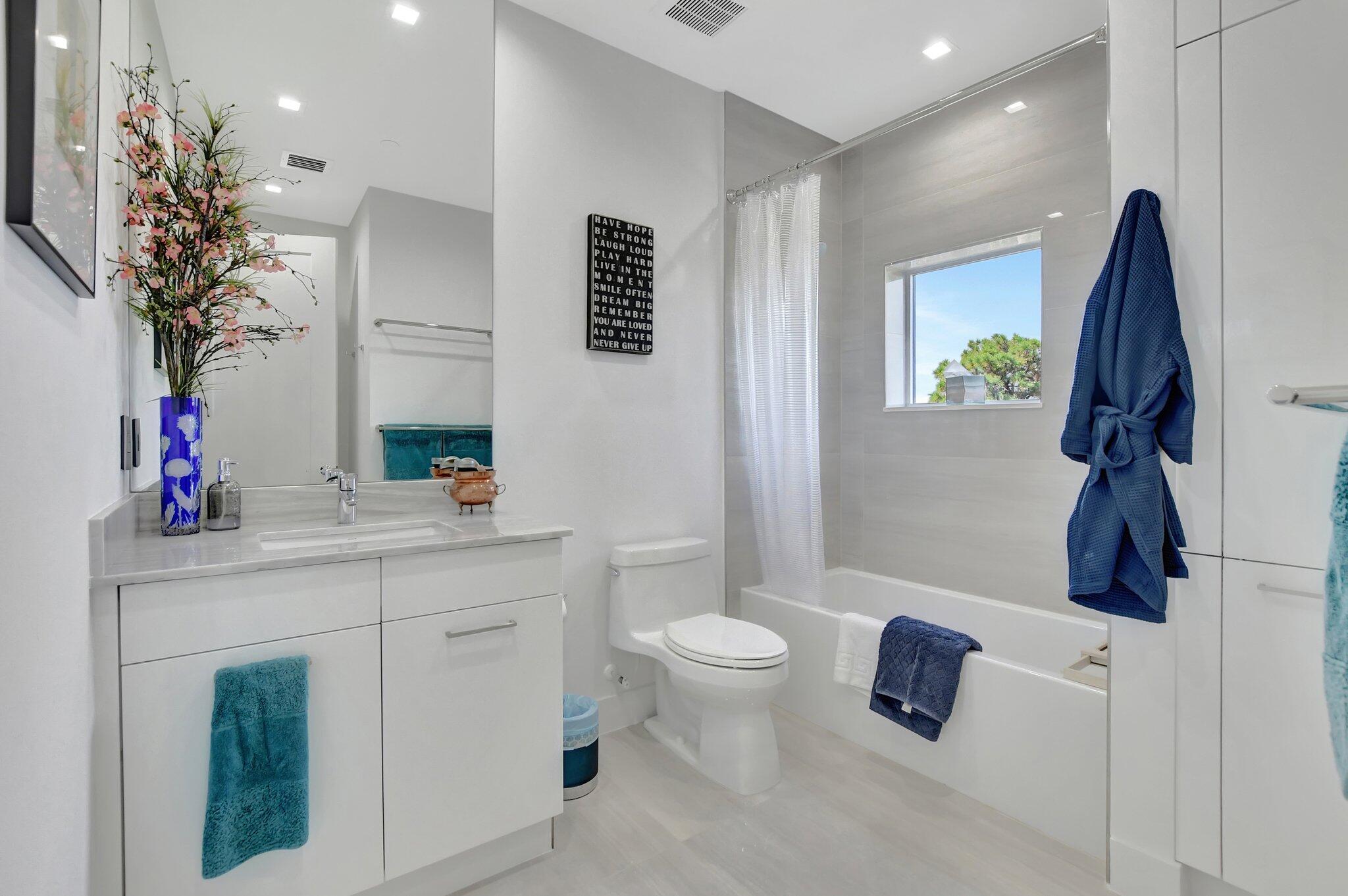 4240 Northwest 17th Avenue Boca Raton, FL 33431 - Photo 26 of 40 40-web-or-mls-DSC_0361