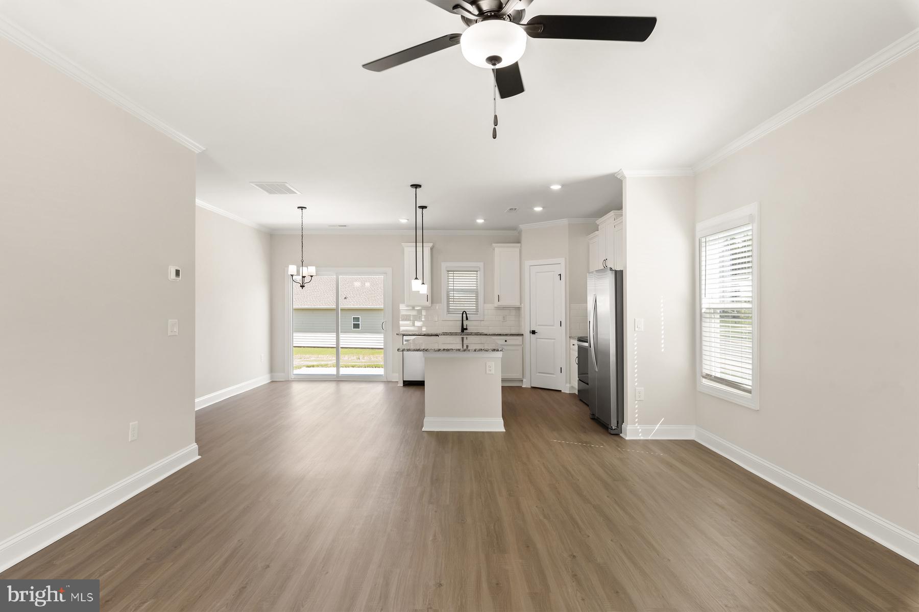 16 Brompton Street Falling Waters, WV 25419 - Photo 4 of 15