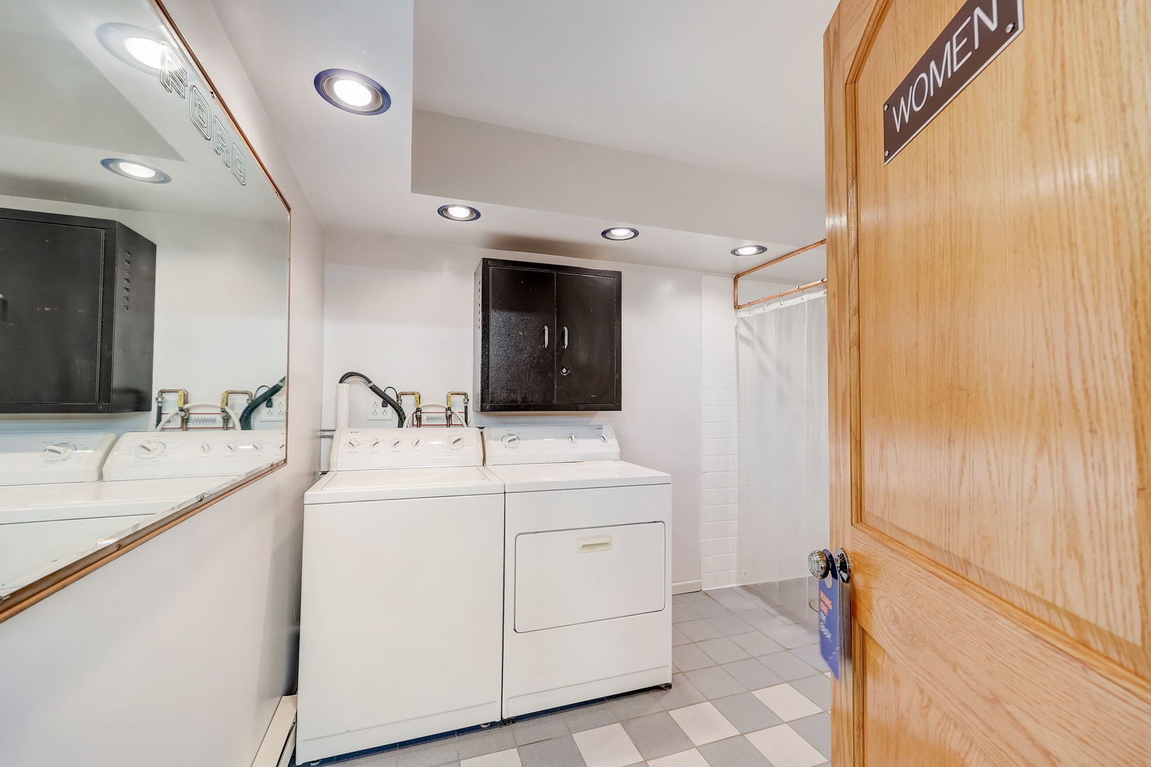 4234 East 12000th Road North Peotone, IL 60468 - Photo 49 of 62 a bathroom with a sink and a mirror