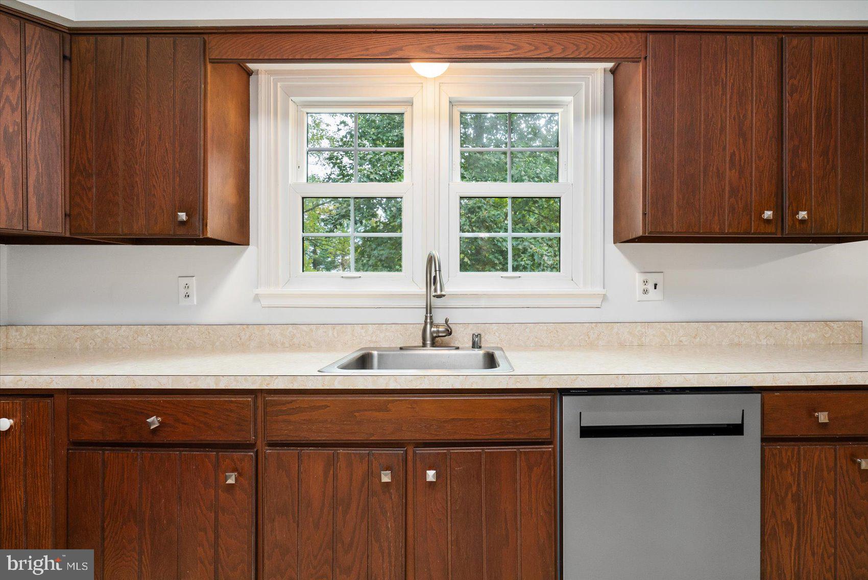 727 Muller Road Westminster, MD 21157 - Photo 15 of 74 Kitchen