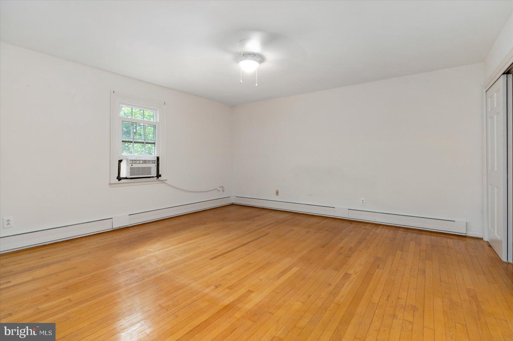 727 Muller Road Westminster, MD 21157 - Photo 28 of 74 Master Bedroom
