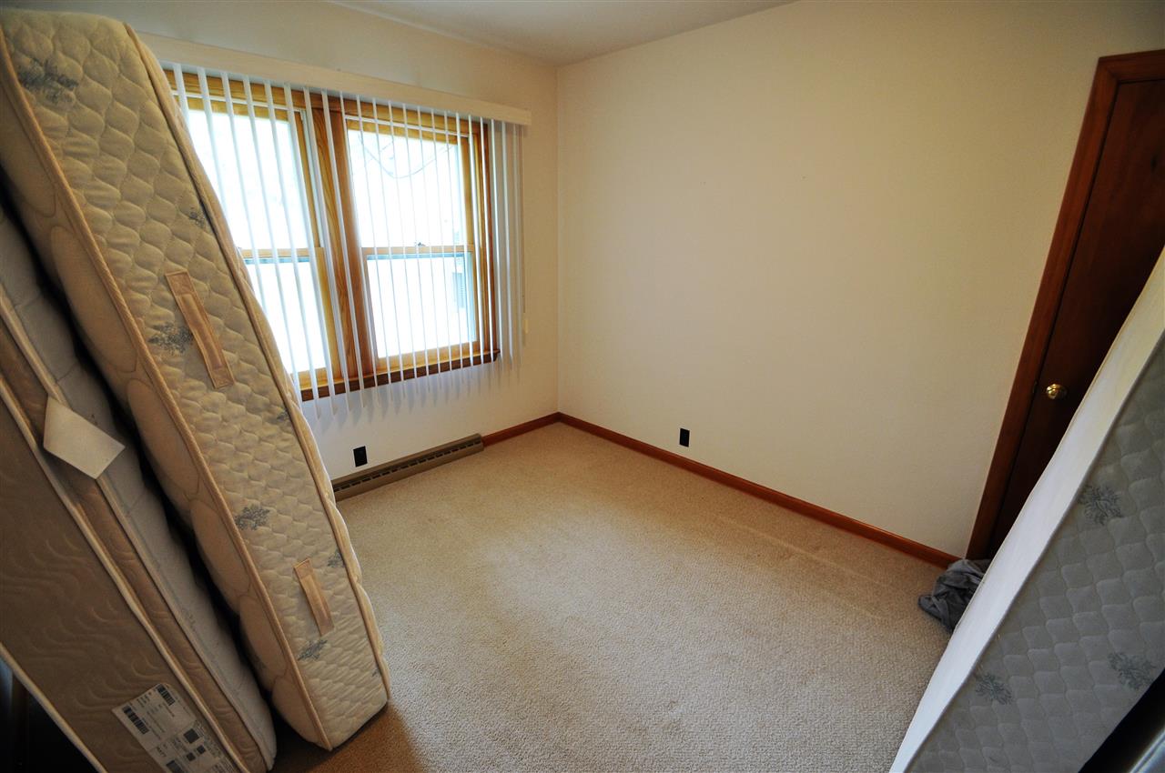 22075 Brick Road South Bend, IN 46628 - Photo 13 of 24 Gallery Image 13