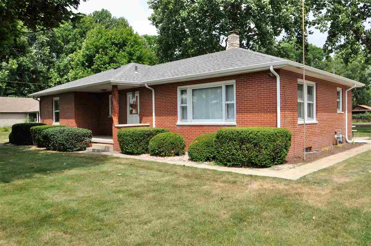 22075 Brick Road South Bend, IN 46628 - Photo 3 of 24 Gallery Image 3